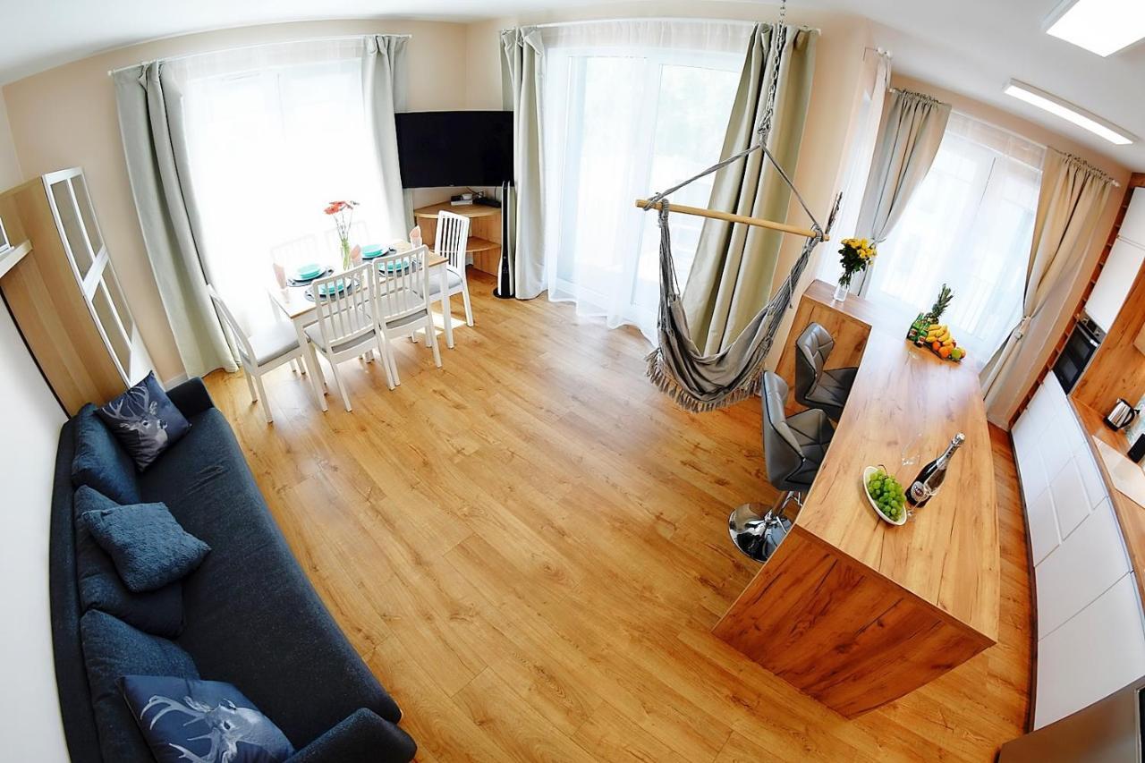 Apartament Premium Mikiniki Kolobrzeg Appartamento Esterno foto