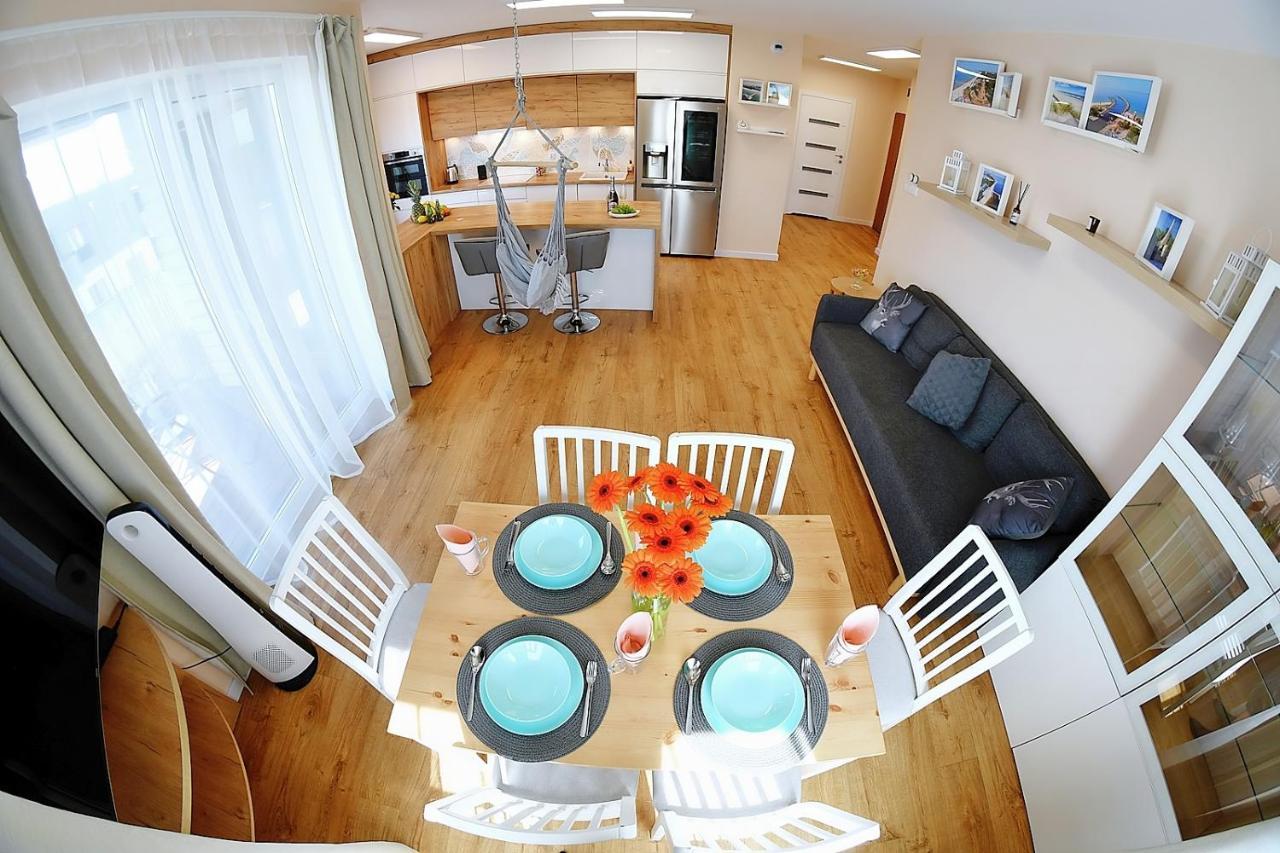 Apartament Premium Mikiniki Kolobrzeg Appartamento Esterno foto