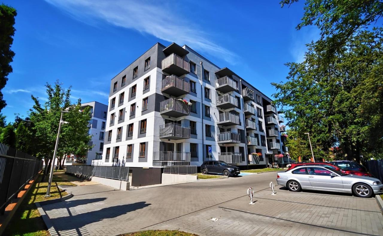 Apartament Premium Mikiniki Kolobrzeg Appartamento Esterno foto