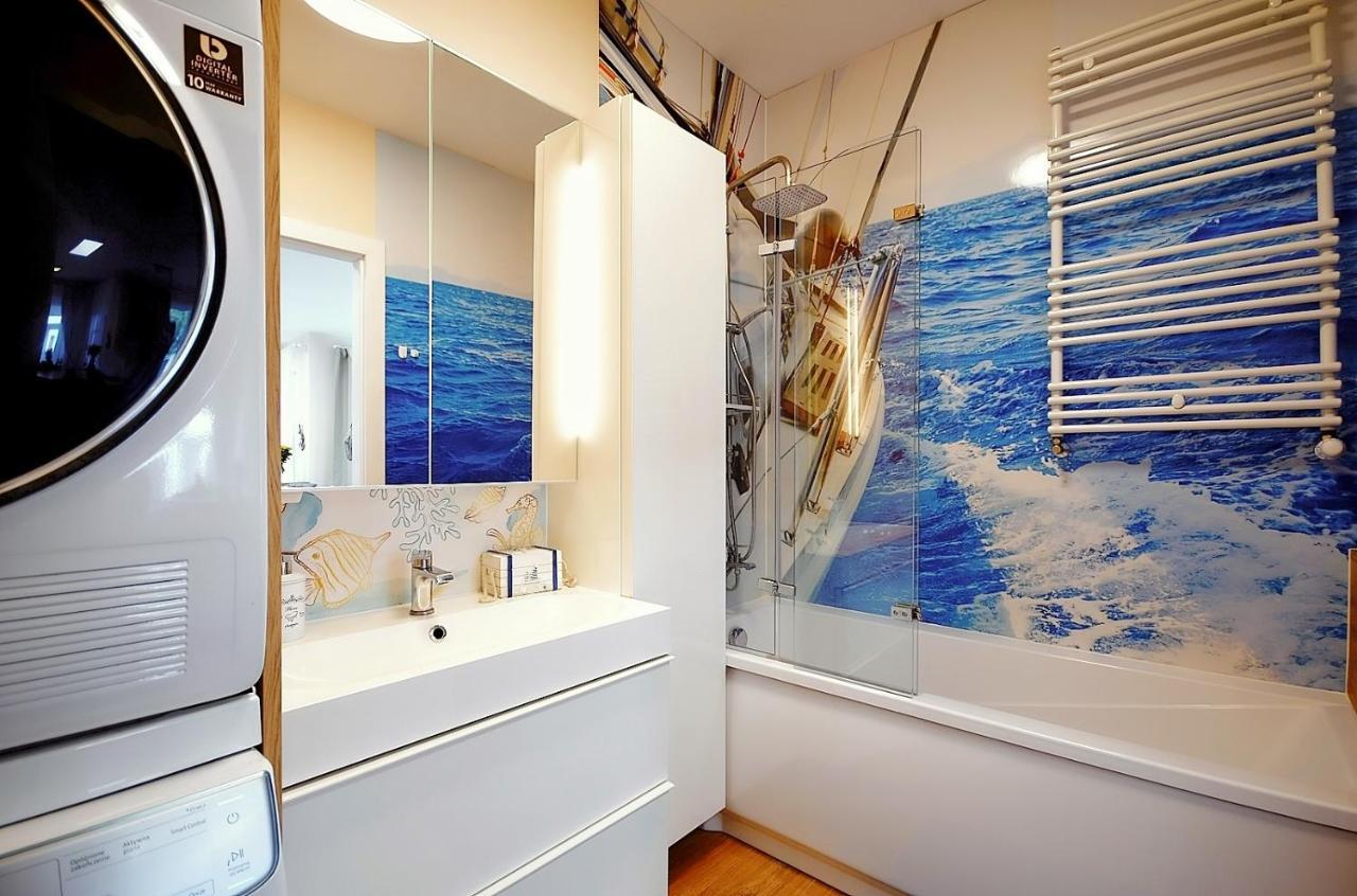 Apartament Premium Mikiniki Kolobrzeg Appartamento Esterno foto