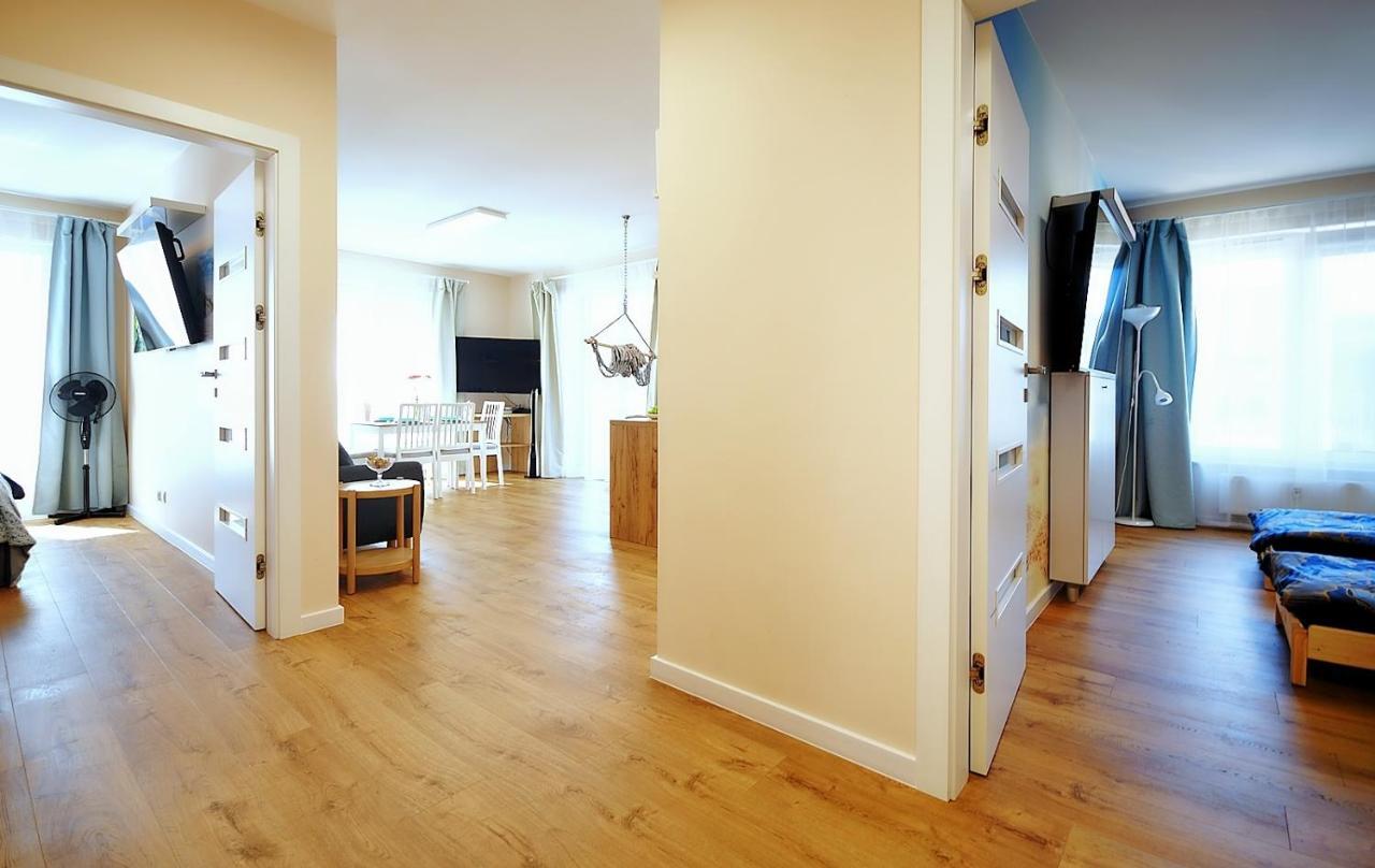 Apartament Premium Mikiniki Kolobrzeg Appartamento Esterno foto