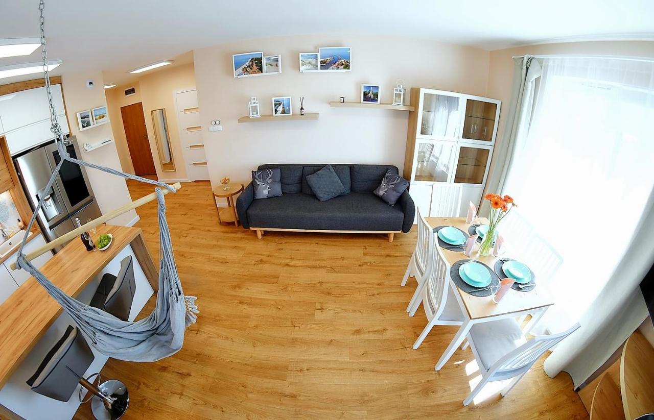 Apartament Premium Mikiniki Kolobrzeg Appartamento Esterno foto