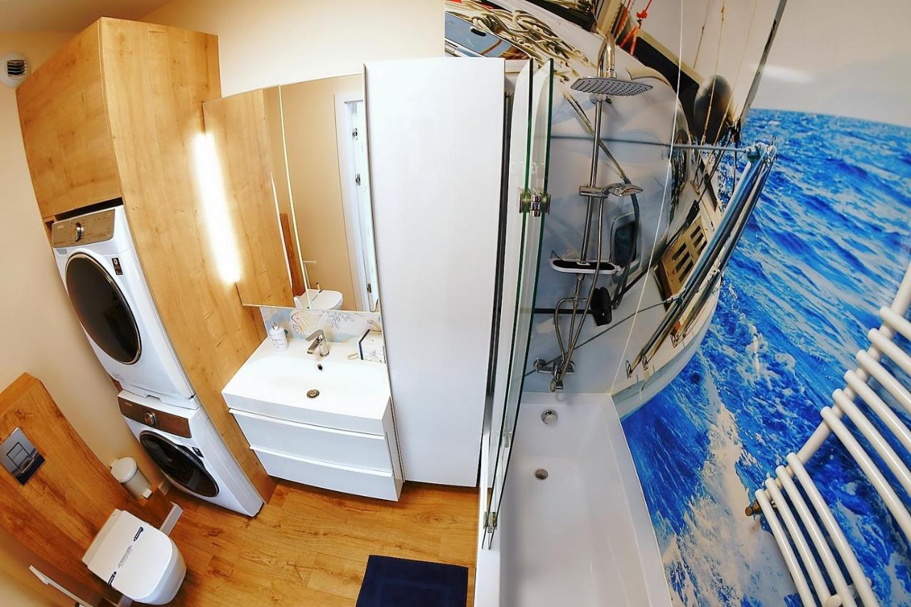 Apartament Premium Mikiniki Kolobrzeg Appartamento Esterno foto